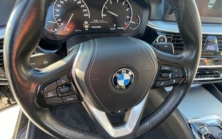 BMW 5 серия, 2018 год, 3 300 000 рублей, 19 фотография