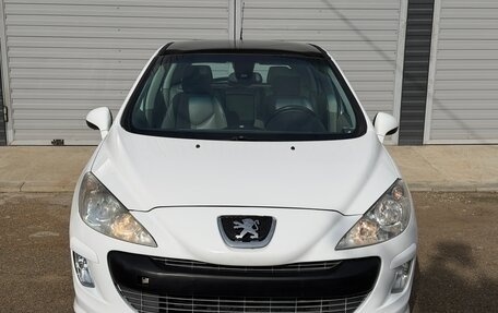 Peugeot 308 II, 2011 год, 619 999 рублей, 3 фотография