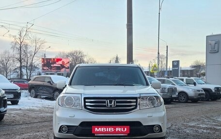 Honda Pilot III рестайлинг, 2013 год, 1 949 000 рублей, 2 фотография
