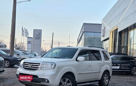 Honda Pilot III рестайлинг, 2013 год, 1 949 000 рублей, 3 фотография
