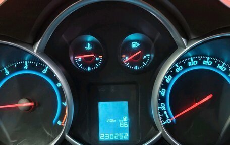 Chevrolet Cruze II, 2012 год, 555 000 рублей, 10 фотография