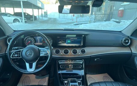 Mercedes-Benz E-Класс, 2019 год, 3 500 000 рублей, 11 фотография