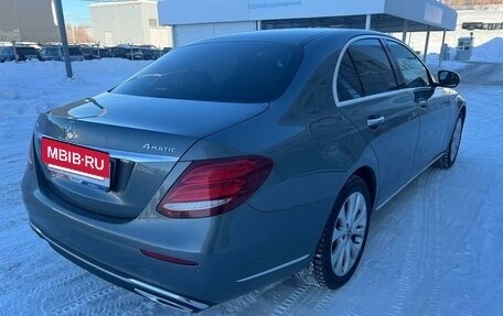 Mercedes-Benz E-Класс, 2019 год, 3 500 000 рублей, 2 фотография