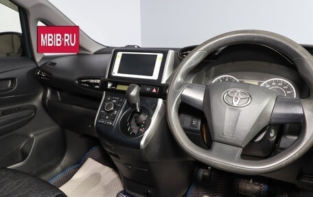 Toyota Wish II, 2011 год, 1 239 000 рублей, 10 фотография