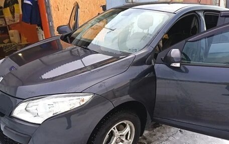 Renault Megane III, 2011 год, 750 000 рублей, 3 фотография