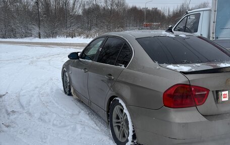 BMW 3 серия, 2007 год, 800 000 рублей, 6 фотография