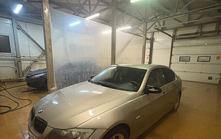 BMW 3 серия, 2007 год, 800 000 рублей, 2 фотография