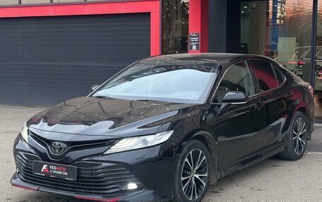 Toyota Camry, 2021 год, 2 700 000 рублей, 2 фотография