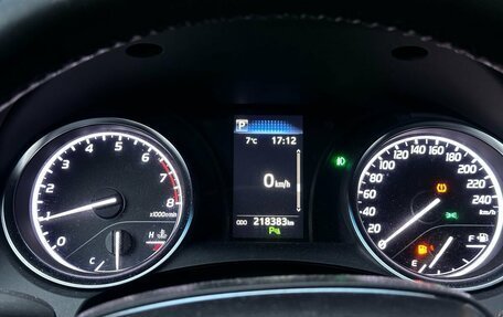 Toyota Camry, 2021 год, 2 700 000 рублей, 9 фотография