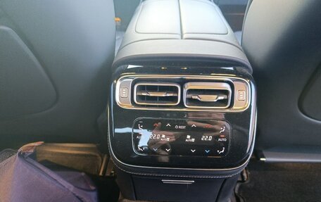 Mercedes-Benz S-Класс, 2021 год, 15 000 000 рублей, 17 фотография