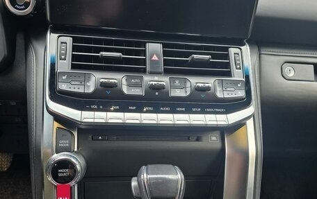 Toyota Land Cruiser, 2021 год, 9 300 000 рублей, 19 фотография