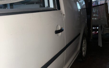 Volkswagen Caddy III рестайлинг, 2004 год, 220 000 рублей, 3 фотография