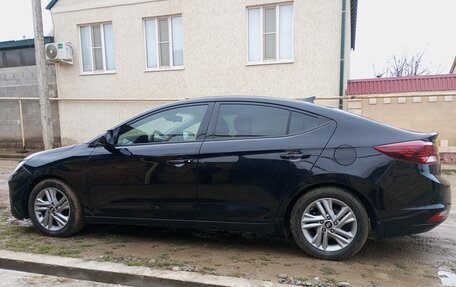 Hyundai Elantra VI рестайлинг, 2019 год, 1 360 000 рублей, 10 фотография