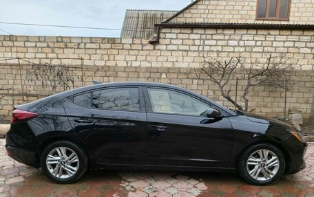 Hyundai Elantra VI рестайлинг, 2019 год, 1 360 000 рублей, 6 фотография