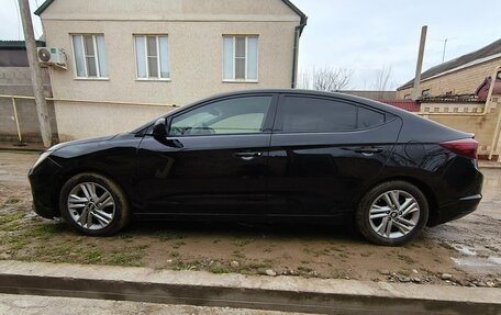 Hyundai Elantra VI рестайлинг, 2019 год, 1 360 000 рублей, 8 фотография