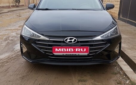 Hyundai Elantra VI рестайлинг, 2019 год, 1 360 000 рублей, 11 фотография