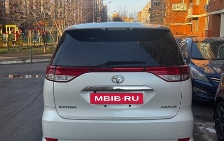 Toyota Estima III рестайлинг -2, 2010 год, 900 000 рублей, 6 фотография