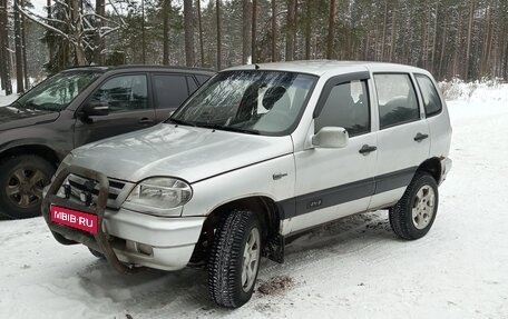 Chevrolet Niva I рестайлинг, 2005 год, 220 000 рублей, 2 фотография