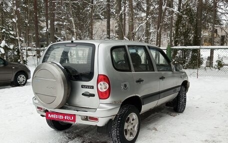 Chevrolet Niva I рестайлинг, 2005 год, 220 000 рублей, 5 фотография