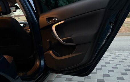 Opel Insignia II рестайлинг, 2010 год, 950 000 рублей, 20 фотография