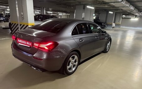 Mercedes-Benz A-Класс, 2018 год, 3 000 000 рублей, 5 фотография