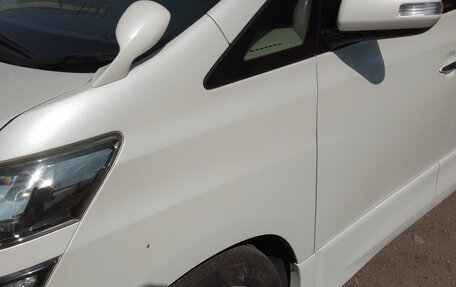 Toyota Vellfire I, 2013 год, 2 500 000 рублей, 15 фотография