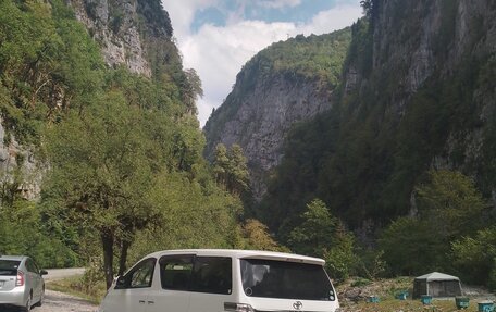 Toyota Vellfire I, 2013 год, 2 500 000 рублей, 26 фотография