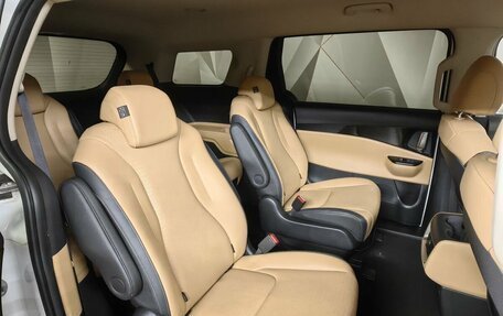 KIA Carnival, 2022 год, 4 245 000 рублей, 16 фотография