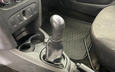 Renault Logan II, 2017 год, 480 000 рублей, 15 фотография