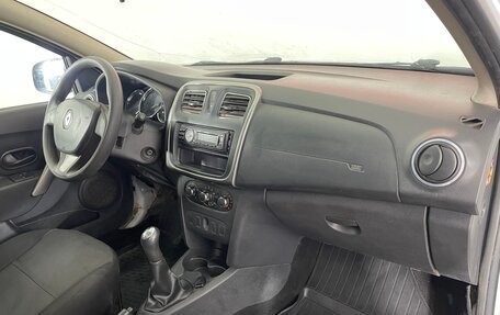 Renault Logan II, 2017 год, 480 000 рублей, 8 фотография