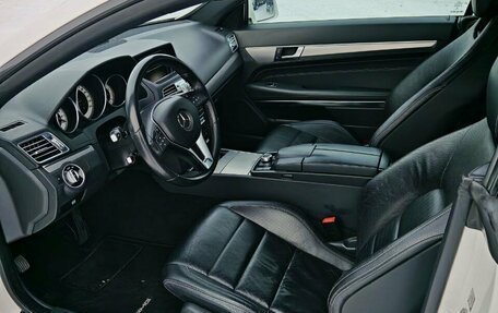 Mercedes-Benz E-Класс, 2015 год, 2 279 000 рублей, 9 фотография