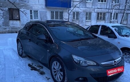 Opel Astra J, 2012 год, 880 000 рублей, 3 фотография