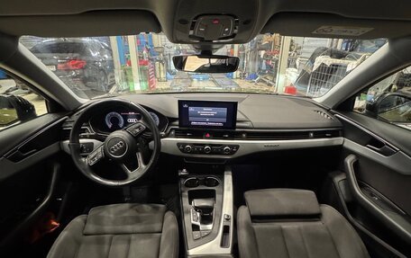 Audi A4, 2019 год, 3 350 000 рублей, 19 фотография