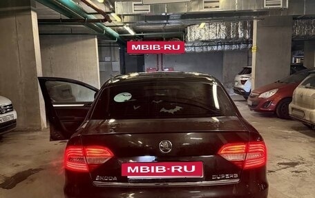 Skoda Superb III рестайлинг, 2013 год, 800 000 рублей, 5 фотография