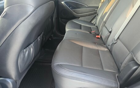 Hyundai Santa Fe III рестайлинг, 2015 год, 2 255 000 рублей, 27 фотография