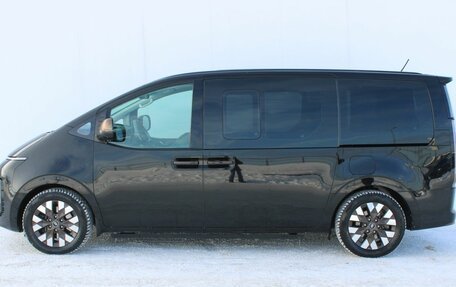 Hyundai Staria, 2022 год, 4 990 000 рублей, 4 фотография