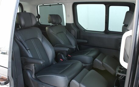 Hyundai Staria, 2022 год, 4 990 000 рублей, 13 фотография