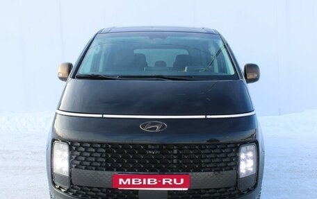 Hyundai Staria, 2022 год, 4 990 000 рублей, 2 фотография