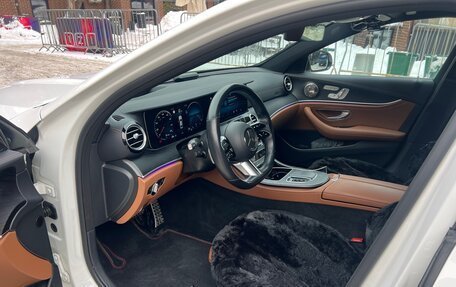 Mercedes-Benz E-Класс, 2020 год, 4 799 000 рублей, 10 фотография