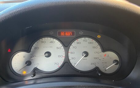 Peugeot Partner II рестайлинг 2, 2010 год, 370 000 рублей, 6 фотография