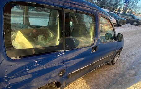 Peugeot Partner II рестайлинг 2, 2010 год, 370 000 рублей, 4 фотография