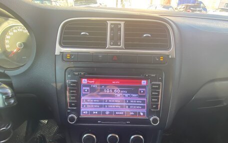 Volkswagen Polo VI (EU Market), 2011 год, 529 000 рублей, 12 фотография