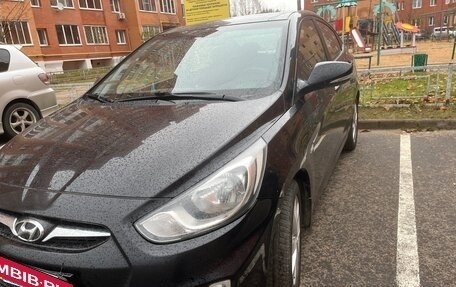 Hyundai Solaris II рестайлинг, 2011 год, 675 000 рублей, 10 фотография