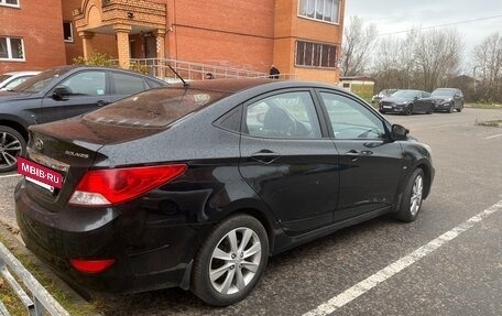 Hyundai Solaris II рестайлинг, 2011 год, 675 000 рублей, 8 фотография