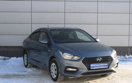 Hyundai Solaris II рестайлинг, 2017 год, 996 000 рублей, 3 фотография