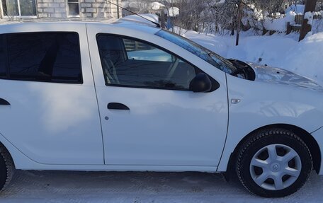 Renault Sandero II рестайлинг, 2016 год, 685 000 рублей, 4 фотография