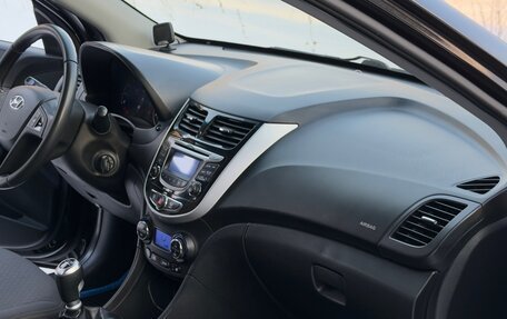 Hyundai Solaris II рестайлинг, 2012 год, 637 000 рублей, 8 фотография