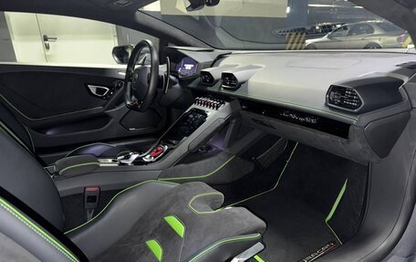 Lamborghini Huracán, 2020 год, 24 500 000 рублей, 6 фотография