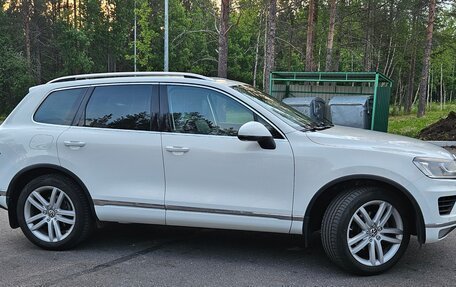 Volkswagen Touareg III, 2015 год, 2 400 000 рублей, 3 фотография