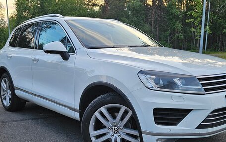 Volkswagen Touareg III, 2015 год, 2 400 000 рублей, 4 фотография